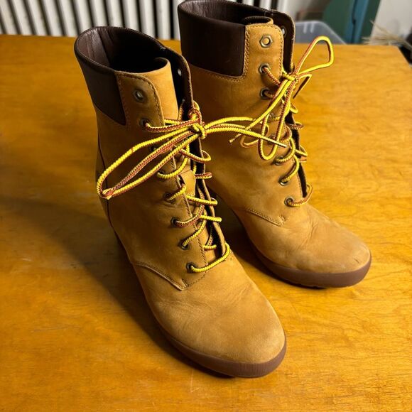 Timberland Ankle Boots Women Size 8 Wheat Tan Chunky Wedge Heel - Picture 2 of 10